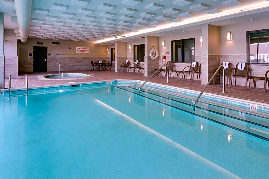 Drury Inn & Suites Overland Park