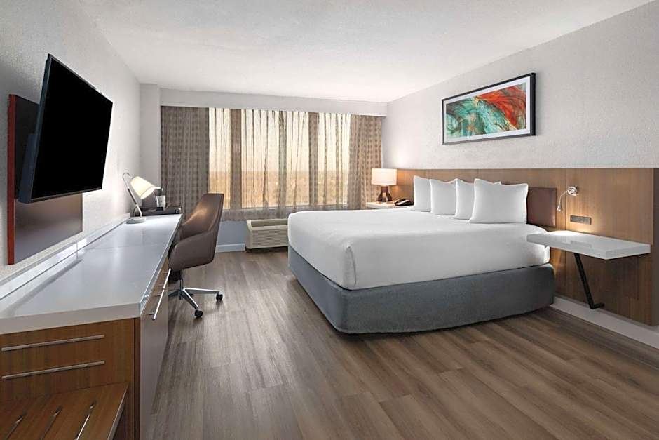 Wyndham Garden Norfolk Downtown