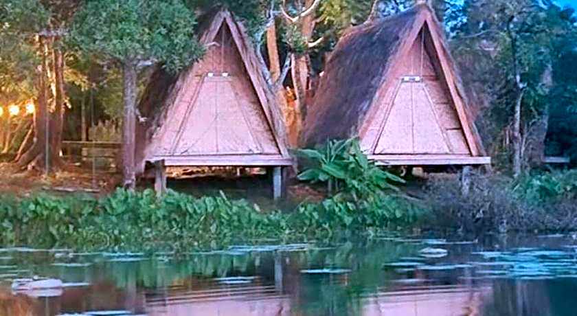 Fandee Island - Tad Lo - Bolaven Loop Pakse