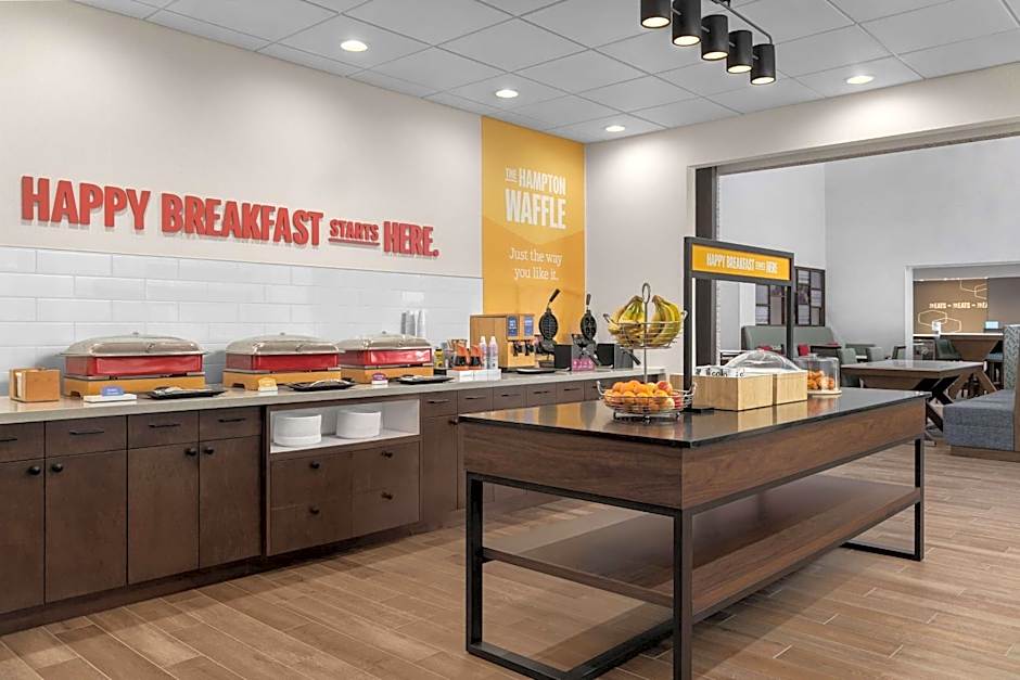 Hampton Inn & Suites Orangeville, ON