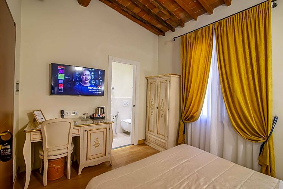 Porta Faenza Hotel