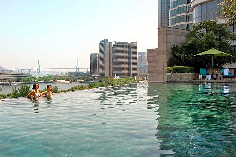 Sheraton Zhanjiang Hotel