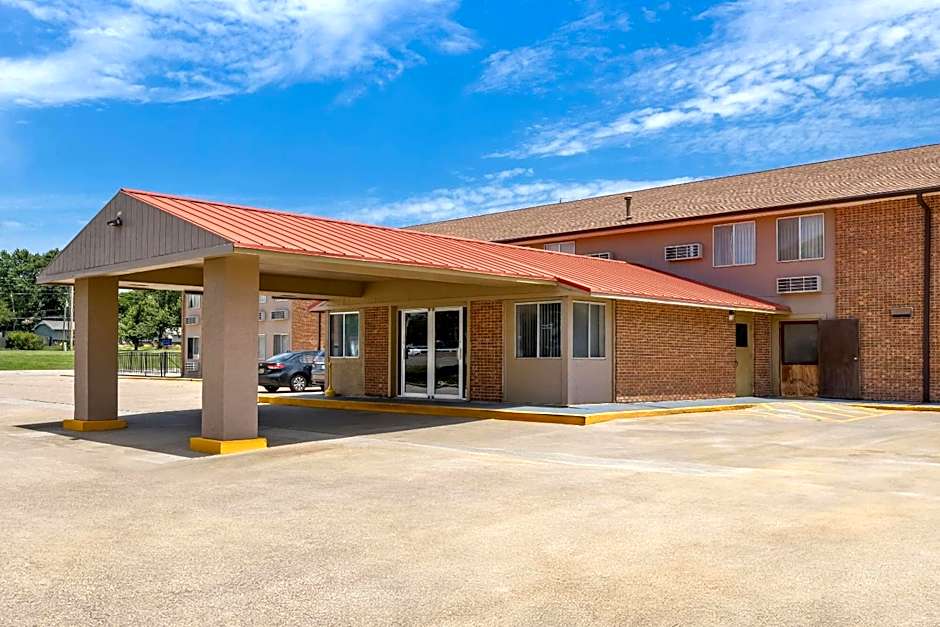 Econo Lodge Emporia