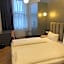 Motel Blue Messe