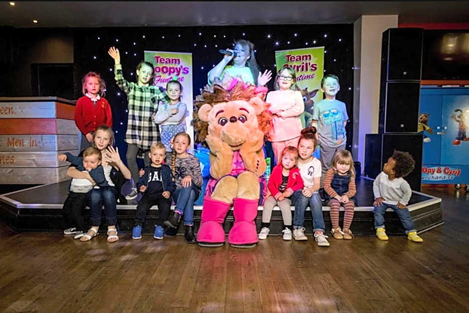 Holiday Park Caravan Fluffy in Harts Holiday Park