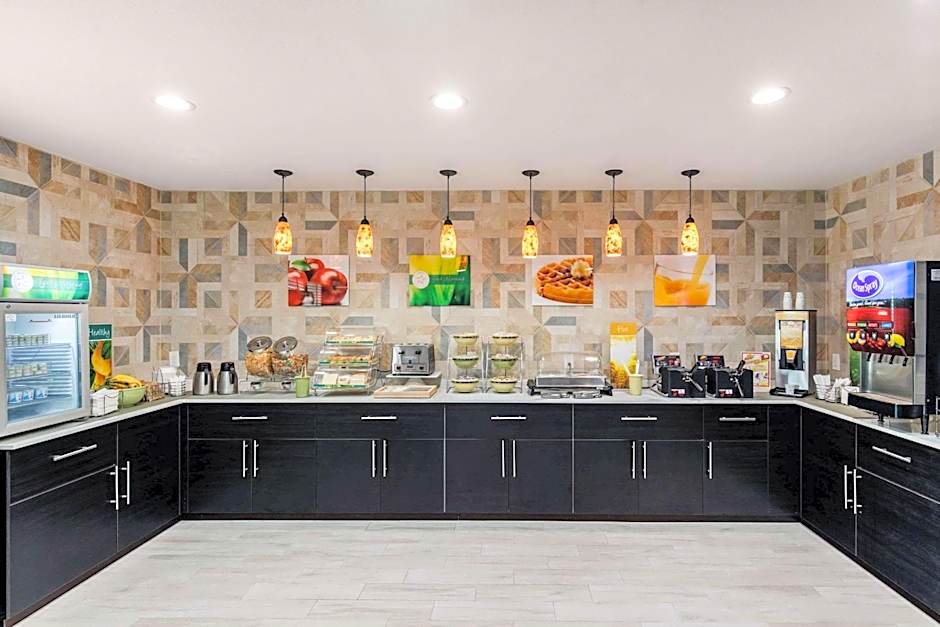 Quality Inn & Suites Plano