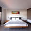Inner-city 2 bedroom apartment - perfectly located