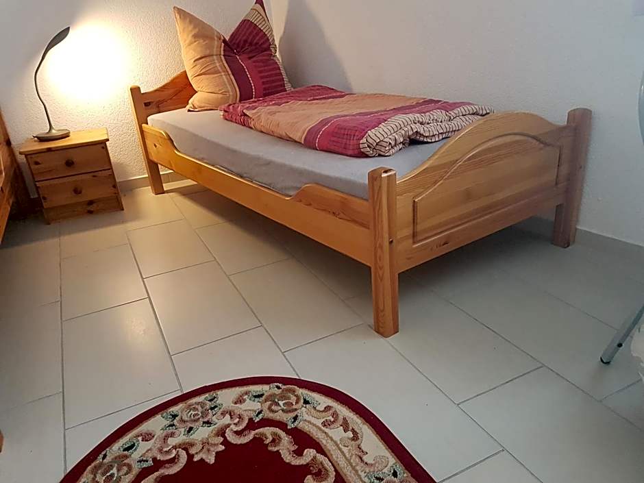 Photo 1 of 10 of Single Room