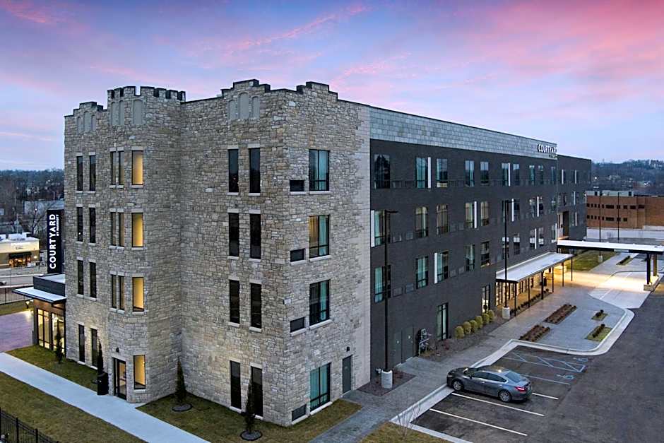 Courtyard by Marriott Jefferson City