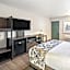 Best Western Plus Hilltop Inn