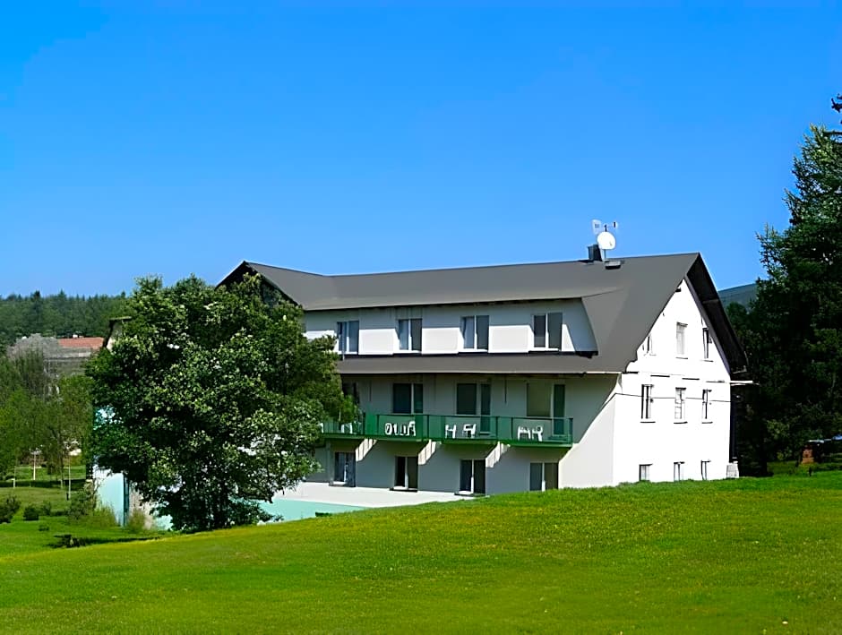Hotel Harrachov Inn