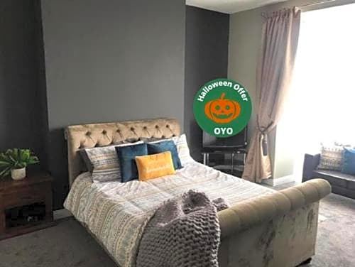 OYO The Leven Guesthouse