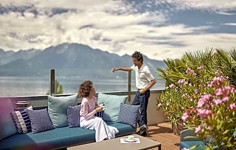 Penthouse Suite, 1 King Bed, Private Rooftop Terrace, Lake View (1 King Bed)