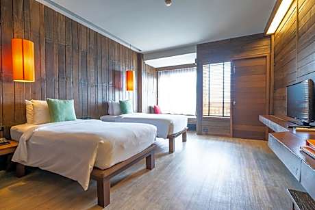 Deluxe Double or Twin Room with Sea View