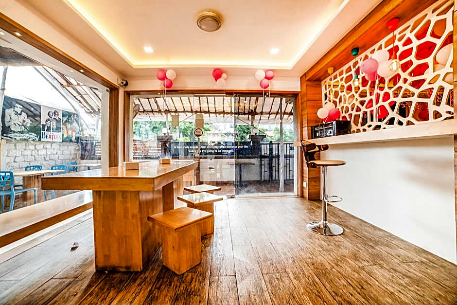 FabHotel Imperio Baner