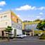 Pine Hill Hotel