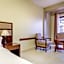 Hillside Plaza Hotel