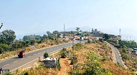 Vamoose Kaas Hill Resort