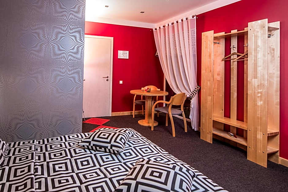 Abzali Hotel and Restaurant with self check-in