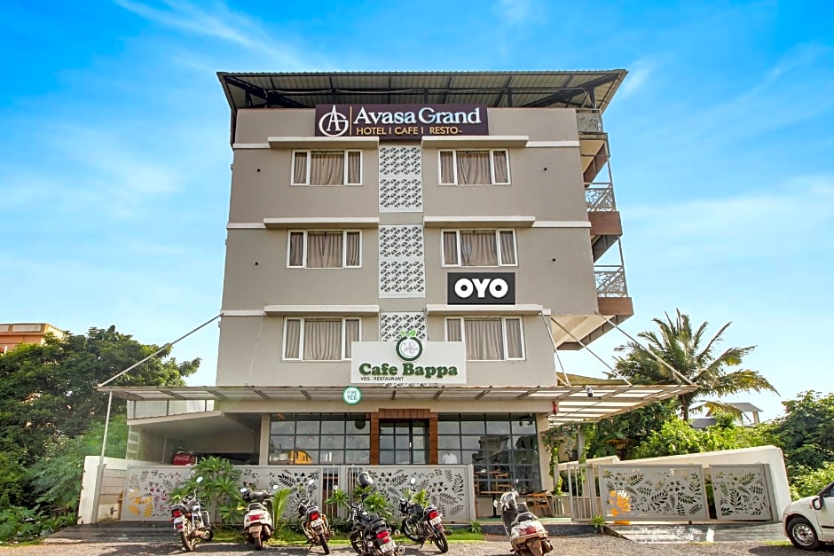 Collection O Avasa Grand