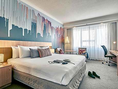 Privilege Queen Room