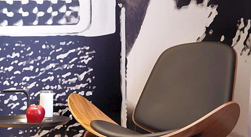 Apollon Library Suites