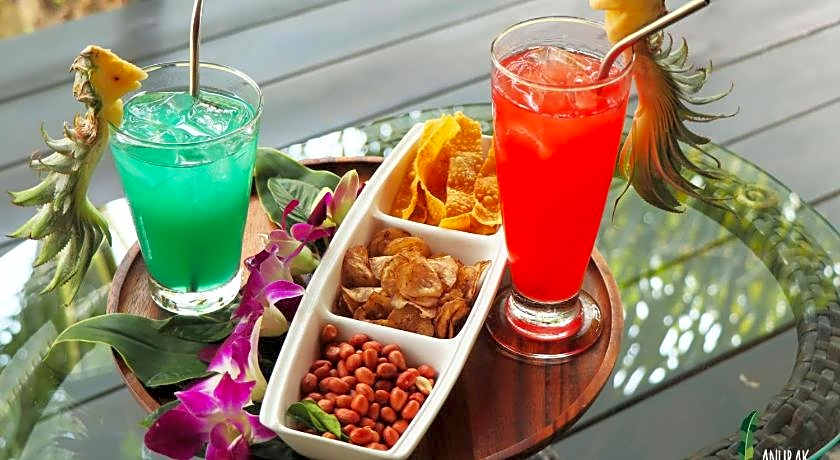 Anurak Community Lodge