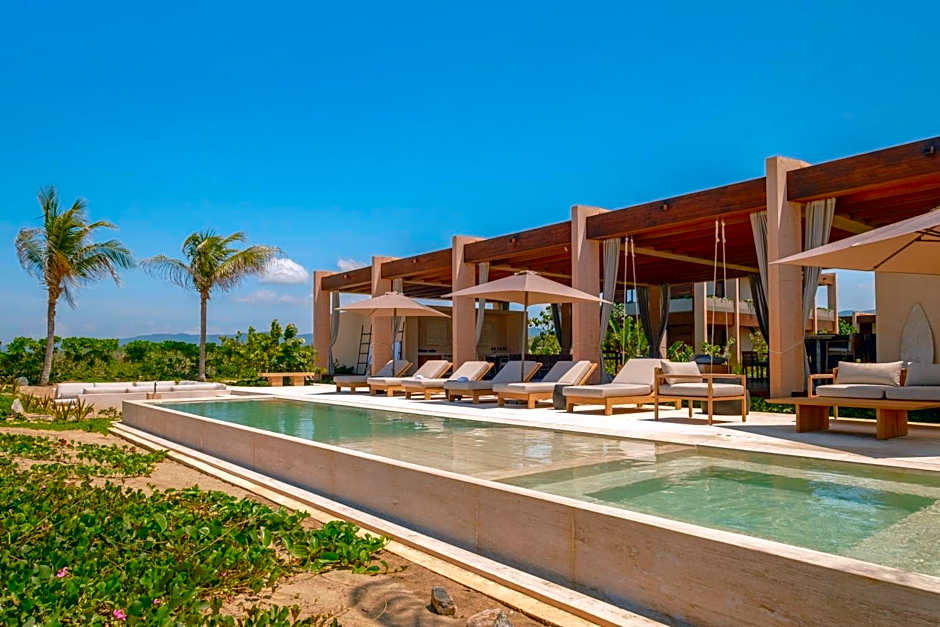 ONTO House Puerto Escondido