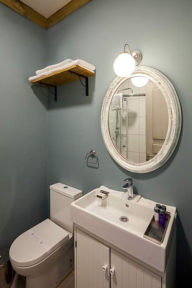 Loka Suites – Istanbul, FL