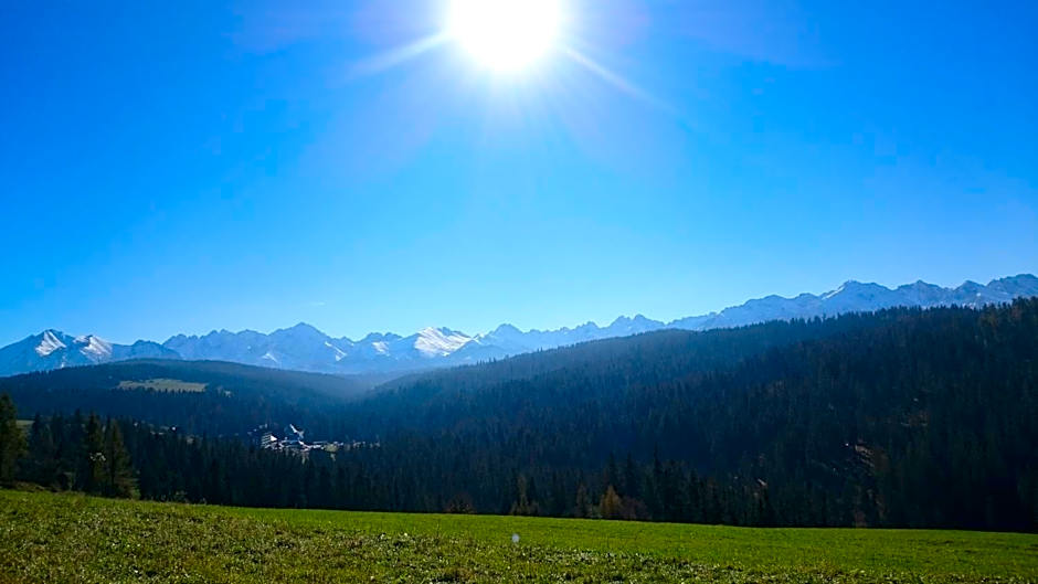 Pod Tatrami widok na Tatry, sauna, parking, blisko Term Bukovina