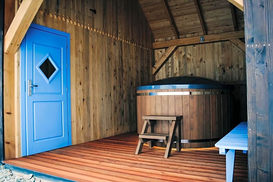 Bieszczadzkie Chatki - Willa Stasia