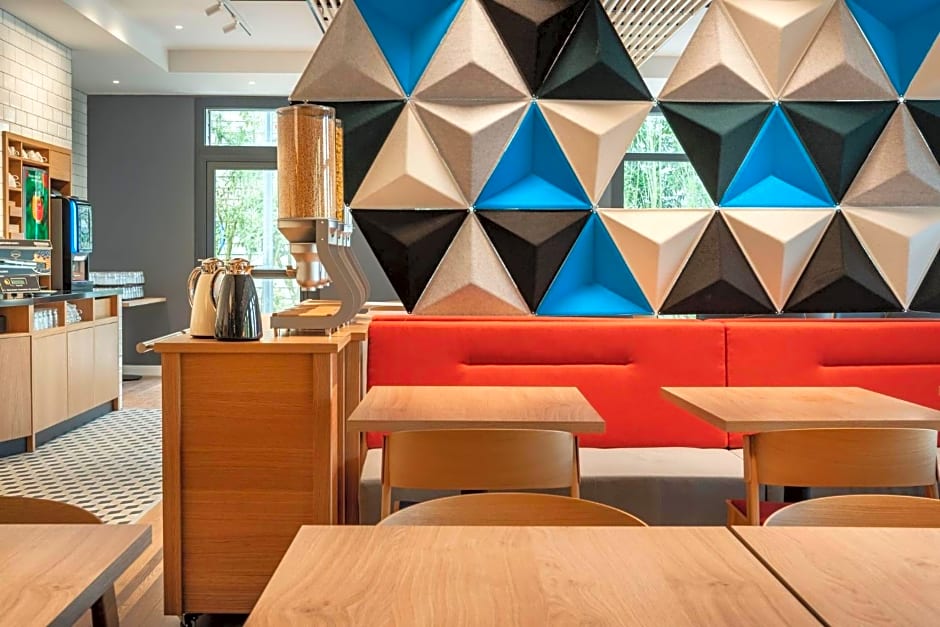 Holiday Inn Express - Marne-la-Vallée Val d'Europe by IHG