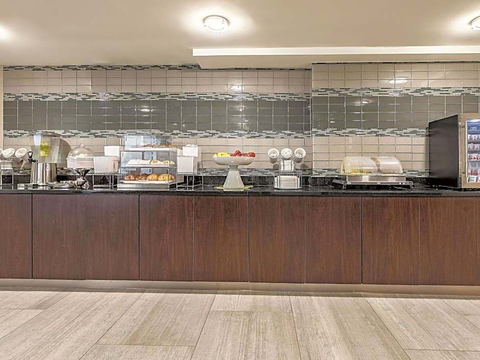 La Quinta Inn & Suites by Wyndham Salem