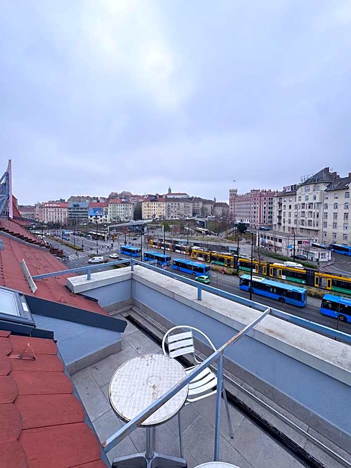 Camille Apartmanhouse