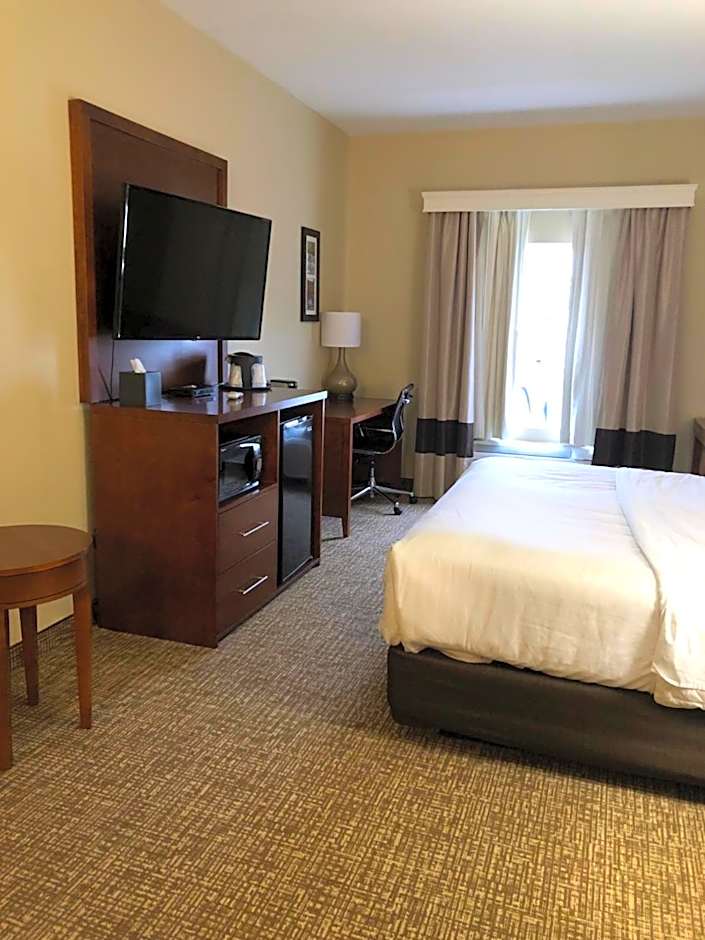 Wingate by Wyndham Grove City