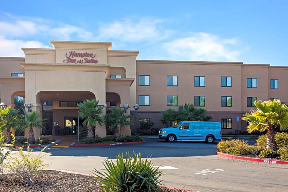 Hampton Inn By Hilton And Suites Oakland Airport Alameda