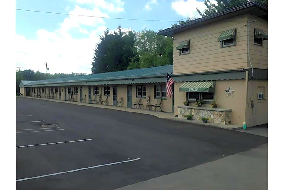 Cadiz Motel by OYO on route 250