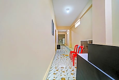 OYO HOTEL NEW BRAJ PALACE AND RESTAURANT