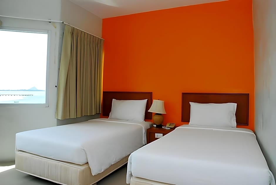 Prachuap Beach Hotel