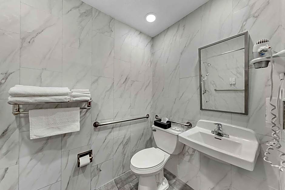 Quality Inn & Suites Sacramento Downtown Area