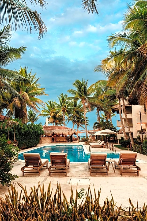Petit Lafitte Beach Front Hotel & Bungalows