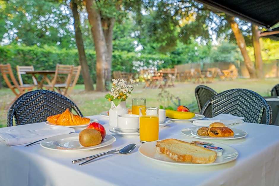 Hotel Torres de Somo