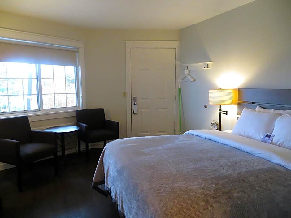 Brio Beach Inn