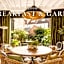 Maison Amodio Boutique B&B