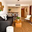Hotel On The Cay