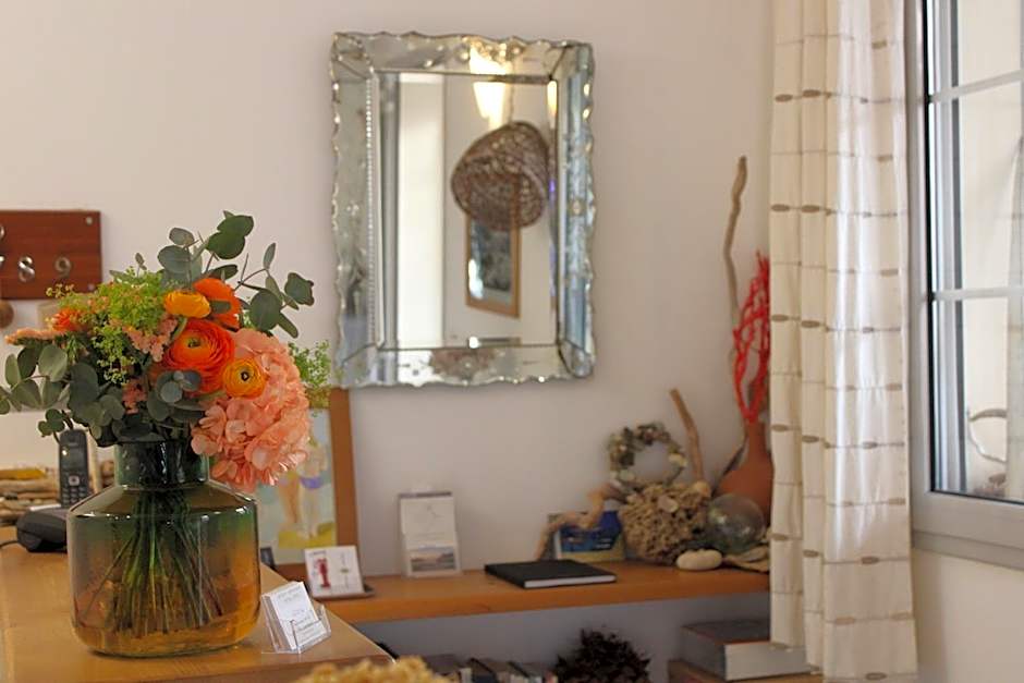 Hôtel Restaurant Petra Cinta