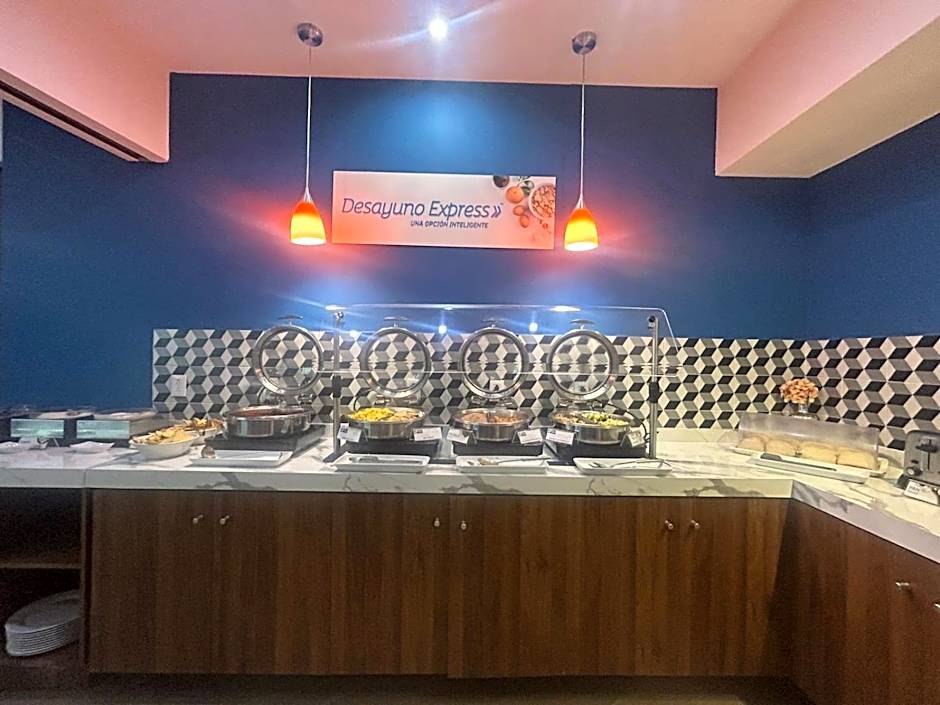 Holiday Inn Express Mexico Aeropuerto By IHG
