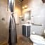 3Ph Amazing 2Bdrm 2bath private terrace fits 10
