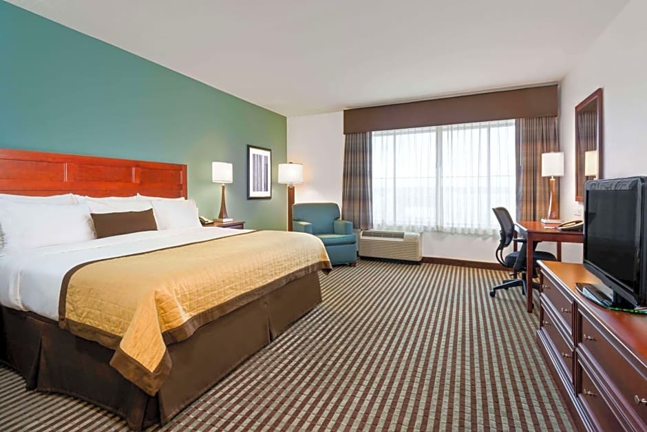 Baymont by Wyndham Denver International Airport