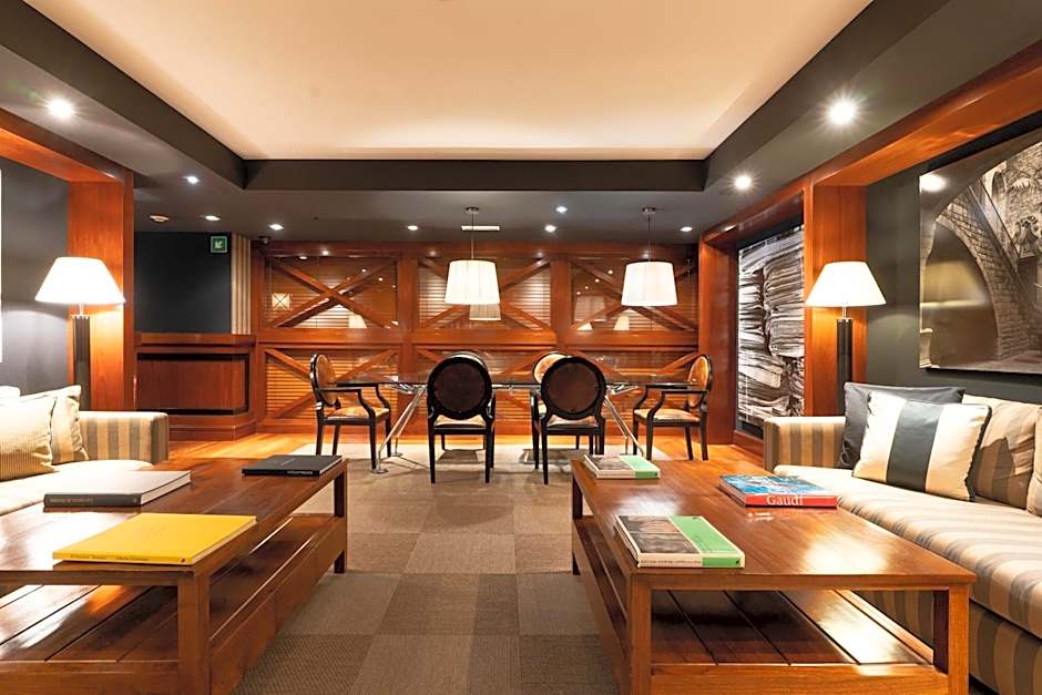 U232 Hotel